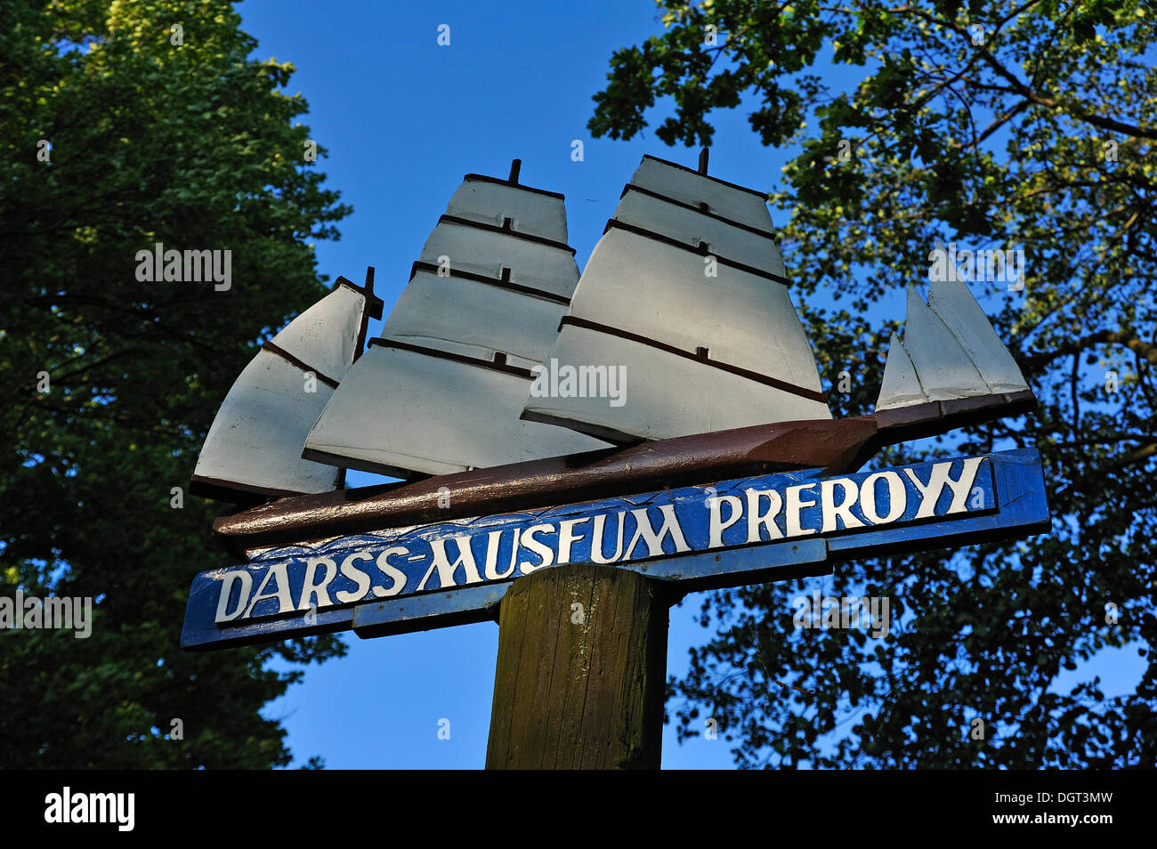 Panneau avec un 3-mâts barque, Darss Museum de Prerow, Darss, Mecklembourg-Poméranie-Occidentale Banque D'Images