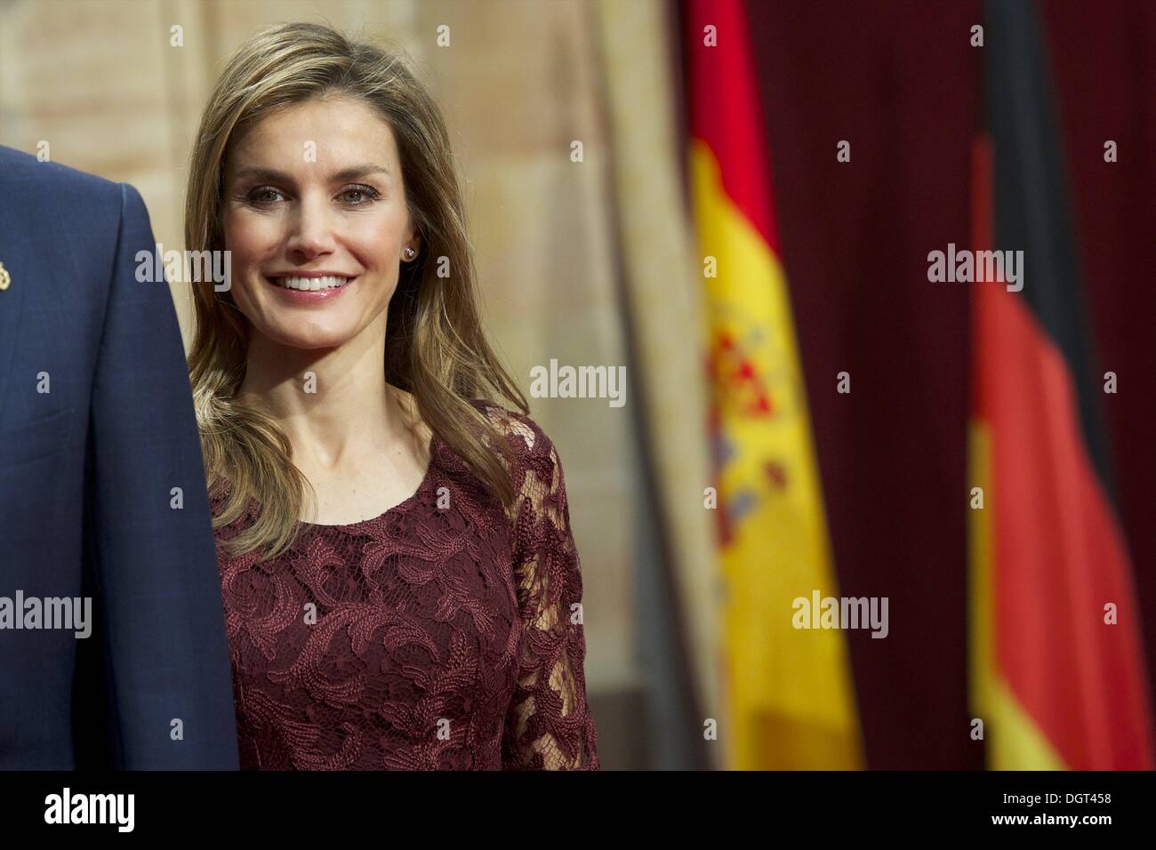 Oviedo, Espagne. 25 octobre, 2013. Le Prince Felipe d'Espagne et de la princesse Letizia d'Espagne assister à l'édition 2012 des lauréats du Prix du Prince des Asturies à l'hôtel Reconquista le 25 octobre 2013 à Oviedo, Espagne Crédit : Jack Abuin/ZUMAPRESS.com/Alamy Live News Banque D'Images