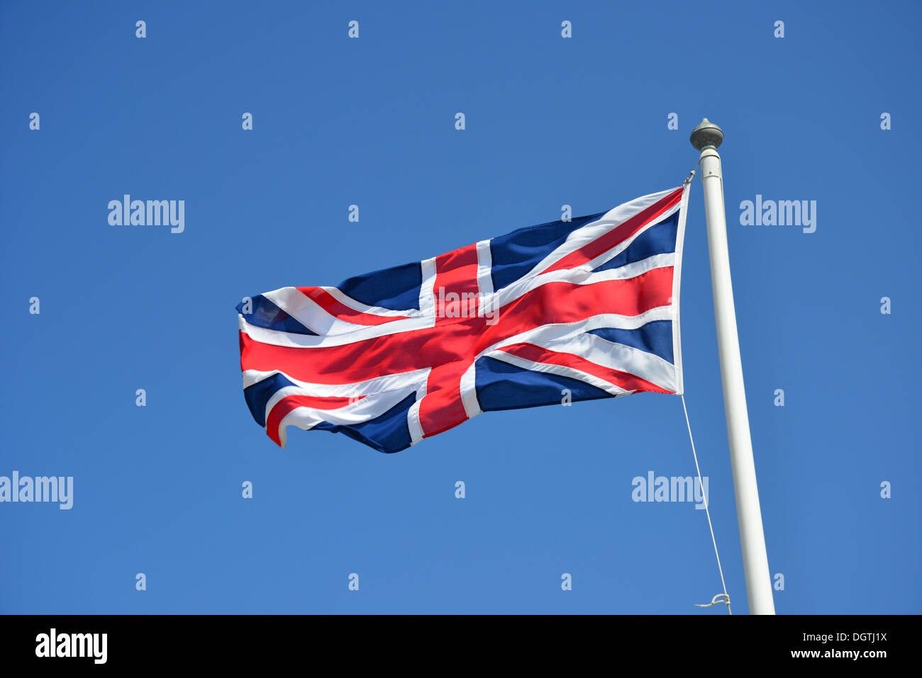 Union Jack flag à Land's End, Cornwall, Péninsule de Penwith, Angleterre, Royaume-Uni Banque D'Images