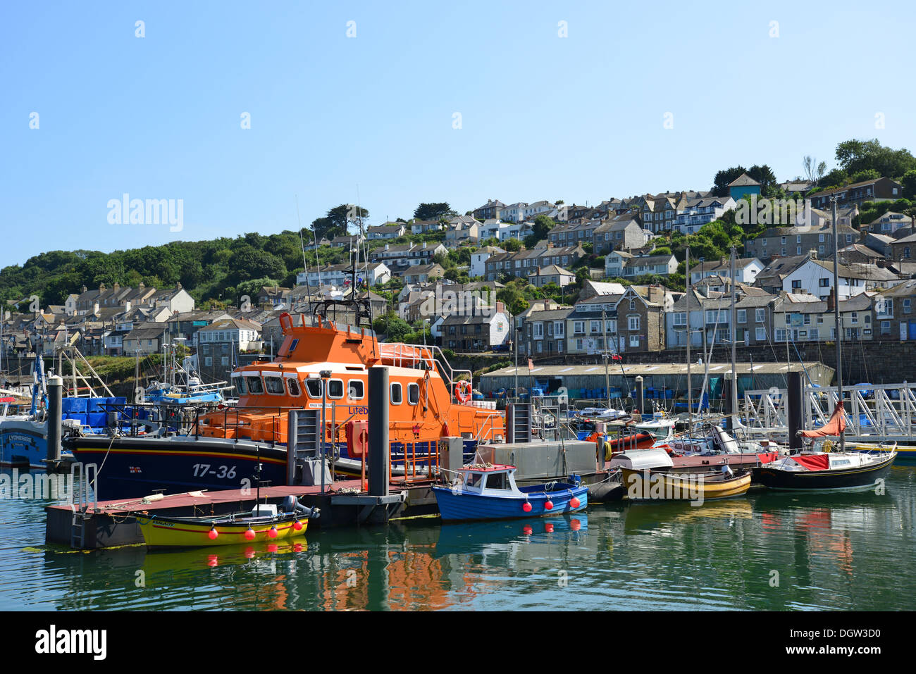 Le port de Newlyn, Newlyn, Cornwall, Angleterre, Royaume-Uni Banque D'Images