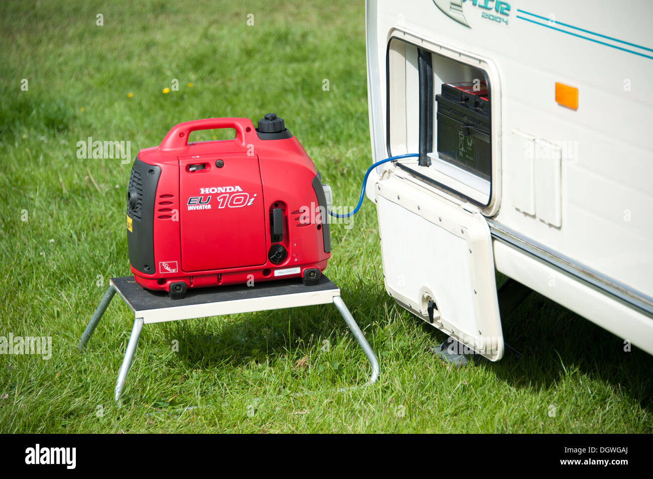 Générateur d'alimentation portables Honda Caravane Banque D'Images