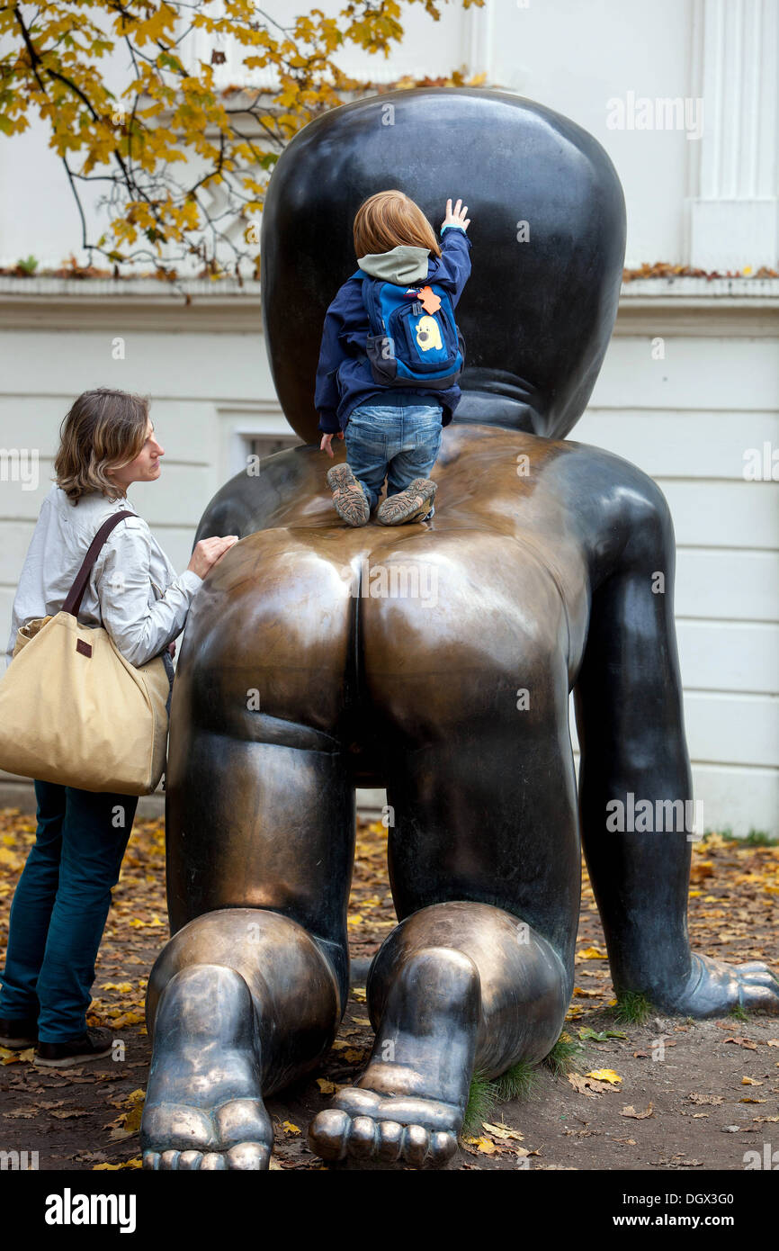 Bébés en bronze, artiste David Cerny. Musée Kampa, Praha, République tchèque Banque D'Images