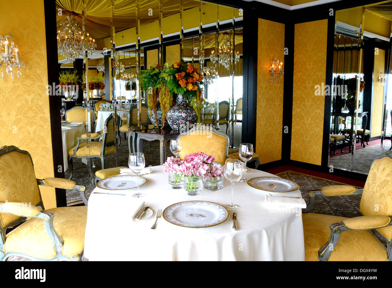 Classy high-class est un restaurant français Banque D'Images