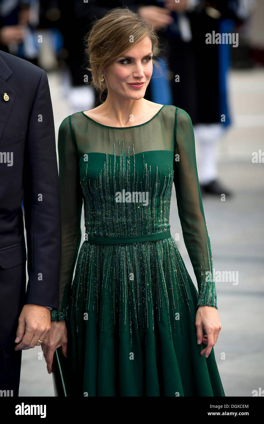 Oviedo, Espagne. 25 octobre, 2013. La princesse Letizia assiste à la XXII. Prix du Prince des Asturies à Oviedo le 25 octobre, 2013 © AFP PHOTO alliance/Alamy Live News Banque D'Images