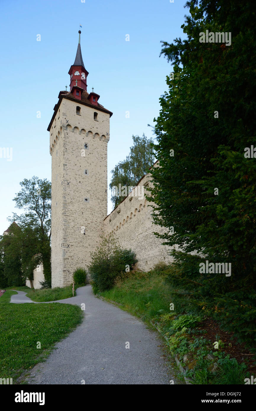 Tour de guet, un des neuf tours de Lucerne, Suisse, Europe Banque D'Images