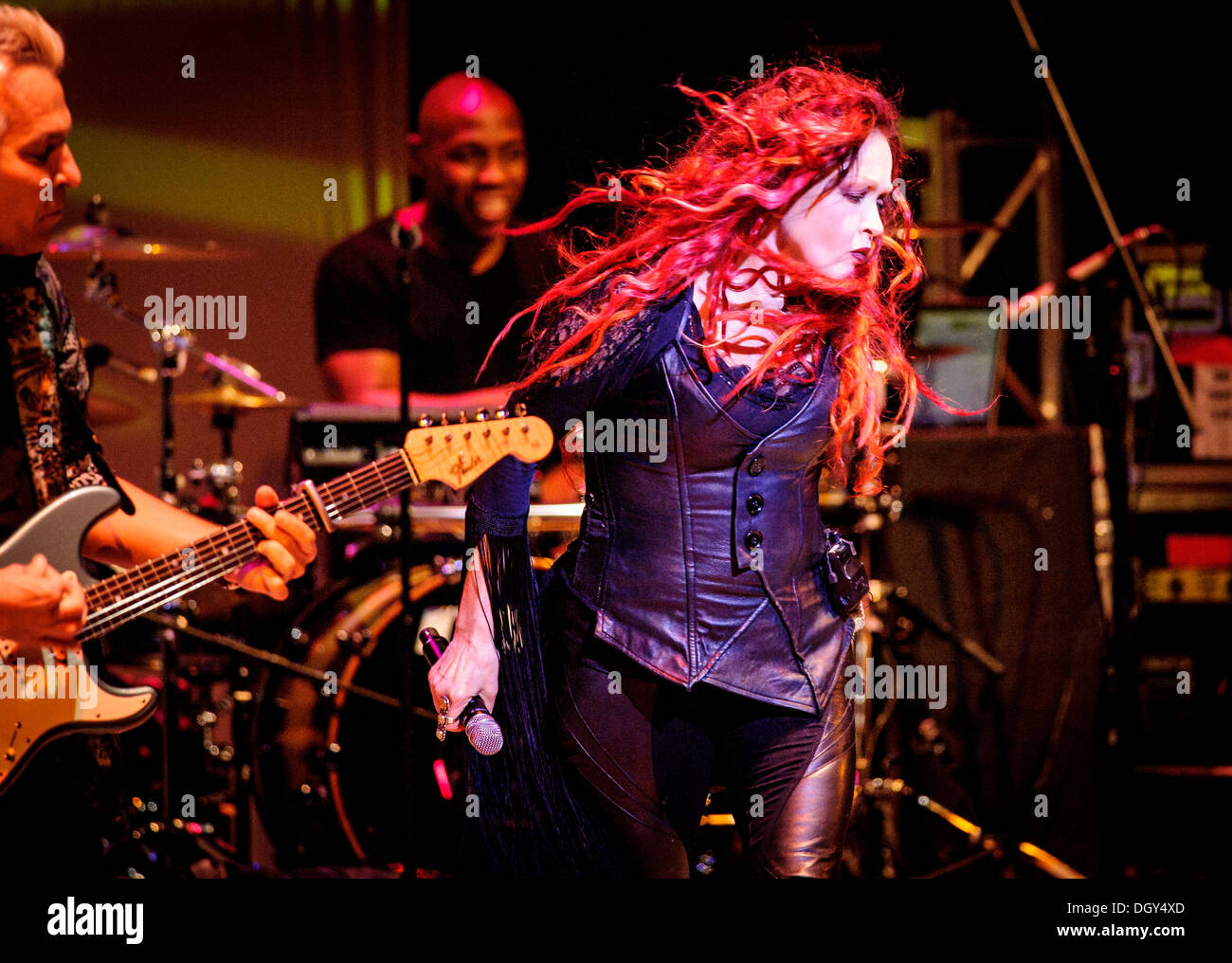 Toronto, Ontario, Canada. 27 Oct, 2013. La chanteuse américaine Cyndi Lauper effectuée sold out show historique, à Massey Hall à Toronto. /ZUMAPRESS.com/Alamy Vidyashev © Igor Live News Banque D'Images