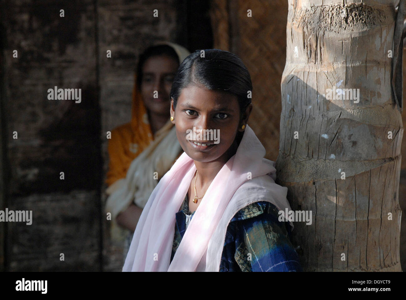 Jeune femme, Bangaram island, Laccadives, Lakshadweep, mer d'Arabie, dans le sud de l'Inde, l'Asie Banque D'Images
