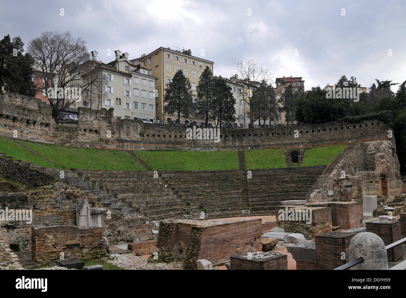 Ancien théâtre romain, Teatro Romano di Trieste, Trieste, Italie, Europe Banque D'Images