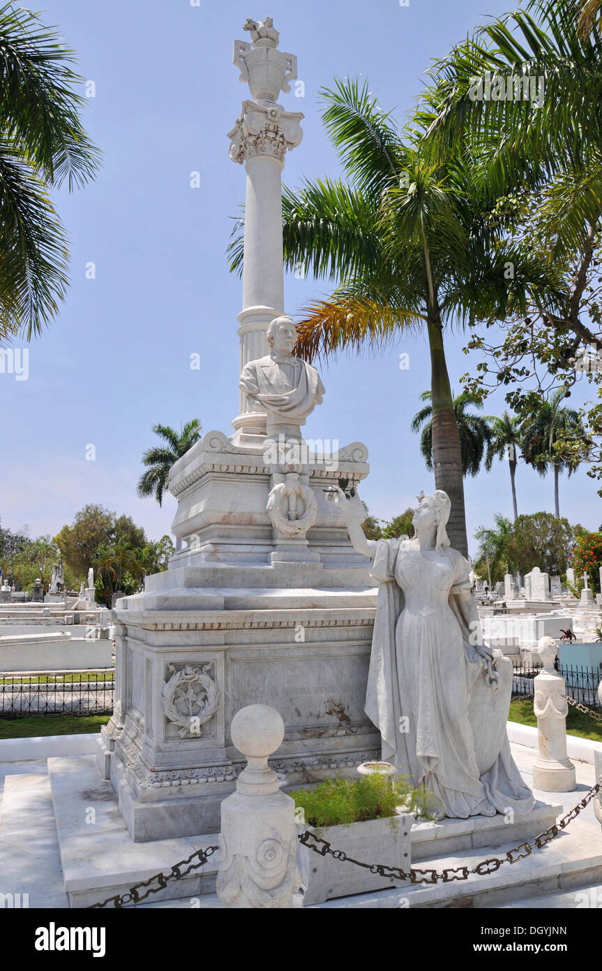 Tombe de Carlos Manuel de cespedes, cementerio cimetière Santa Ifigenia, Santiago de Cuba, le quartier historique, Cuba, Caraïbes Banque D'Images