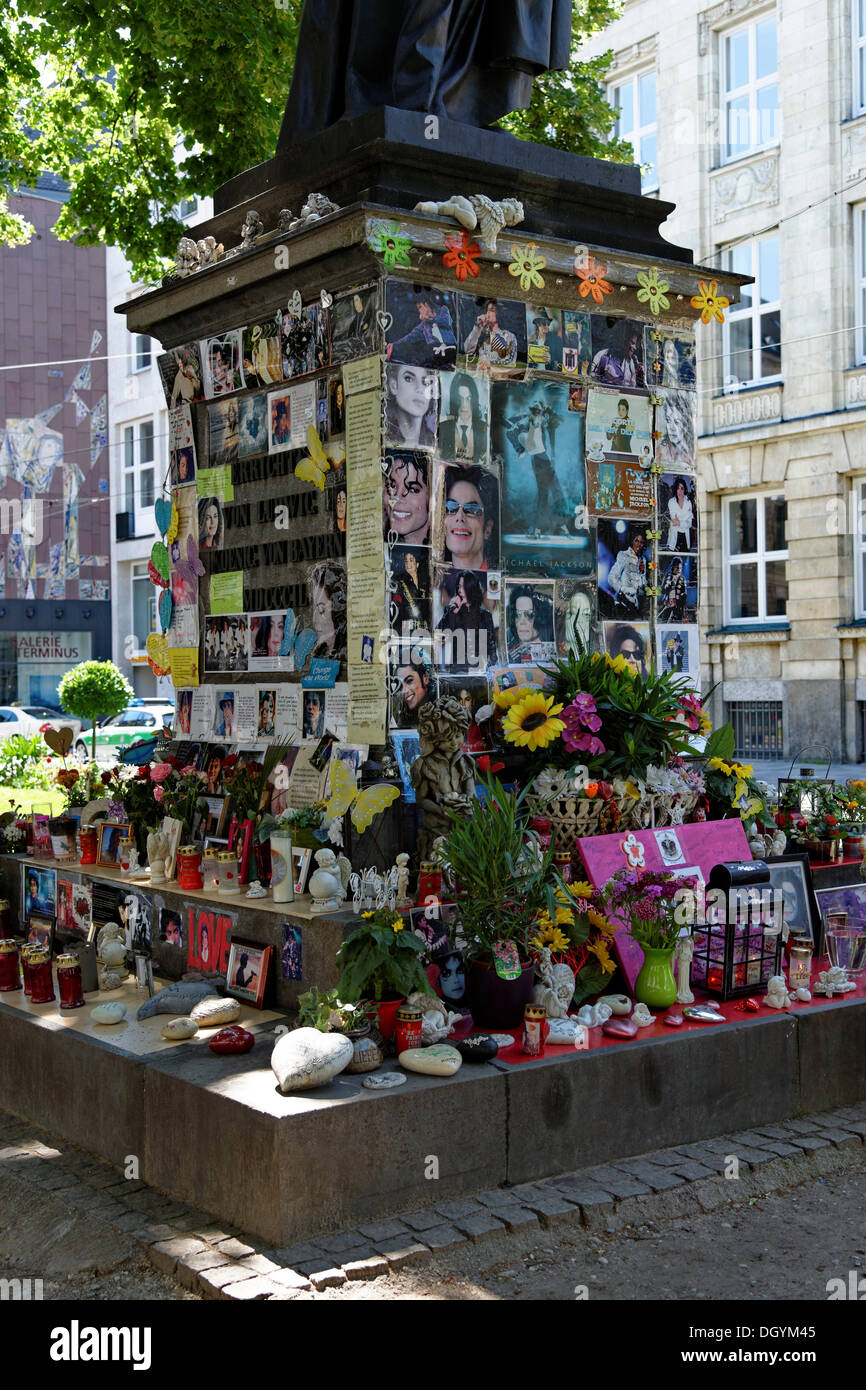 Michael Jackson Memorial, Orlando di lasso, promenadenplatz statue square, Munich, Bavière Banque D'Images