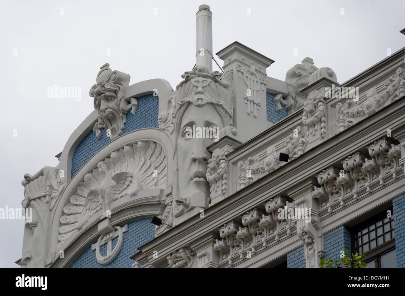 Vue détaillée d'un bâtiment art nouveau, ornements, Elizabetes iela 10b, Riga, Lettonie, pays baltes, Europe Banque D'Images