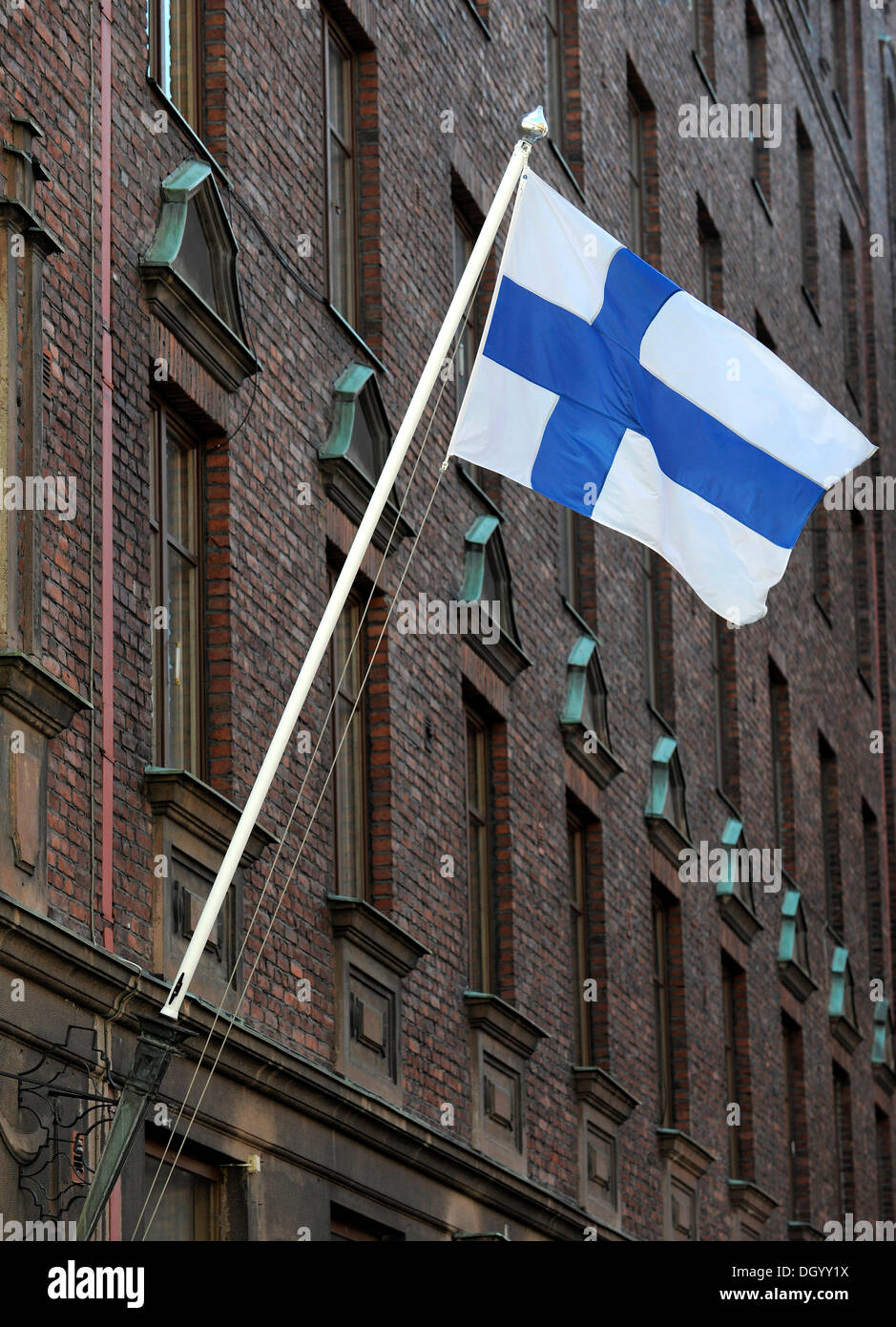 Drapeau national de la Finlande au vent, Finlande, Europe Banque D'Images