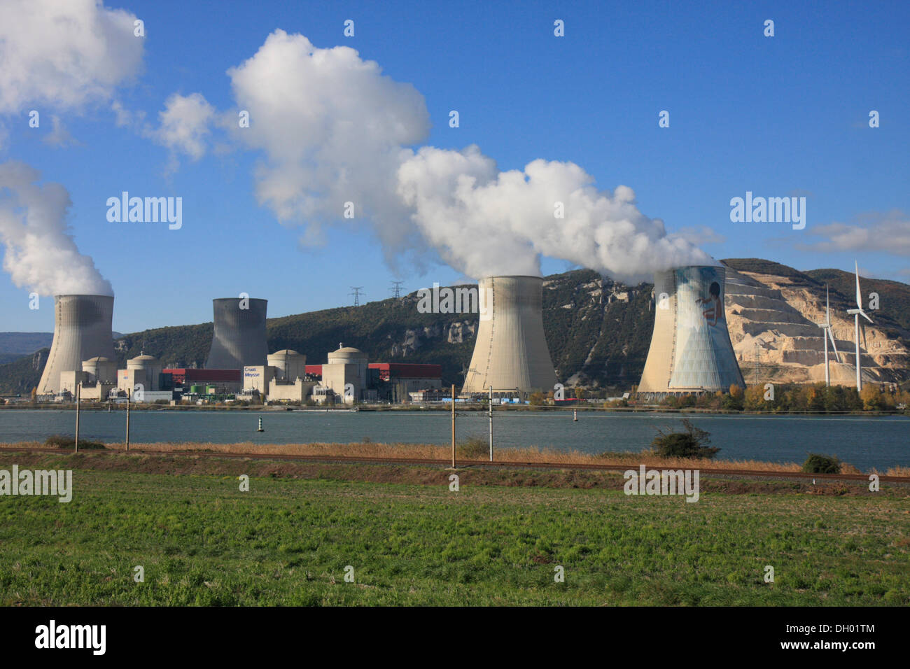 Centrale nucléaire, centrale nucléaire de Cruas-Meysse sur le Rhône entre Valence et Montélimar, Ardèche, Rhône-Alpes Banque D'Images