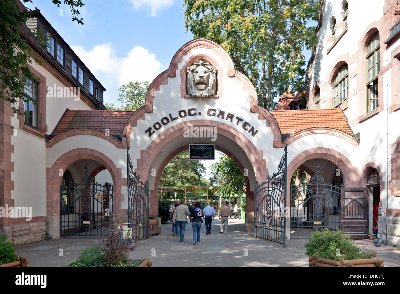 Entrée principale du zoo, Leipzig, PublicGround Banque D'Images