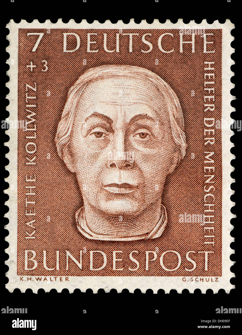 Portrait de Käthe Kollwitz (1867-1945 : peintre, graveur et sculpteur) sur timbre-poste allemand. Banque D'Images