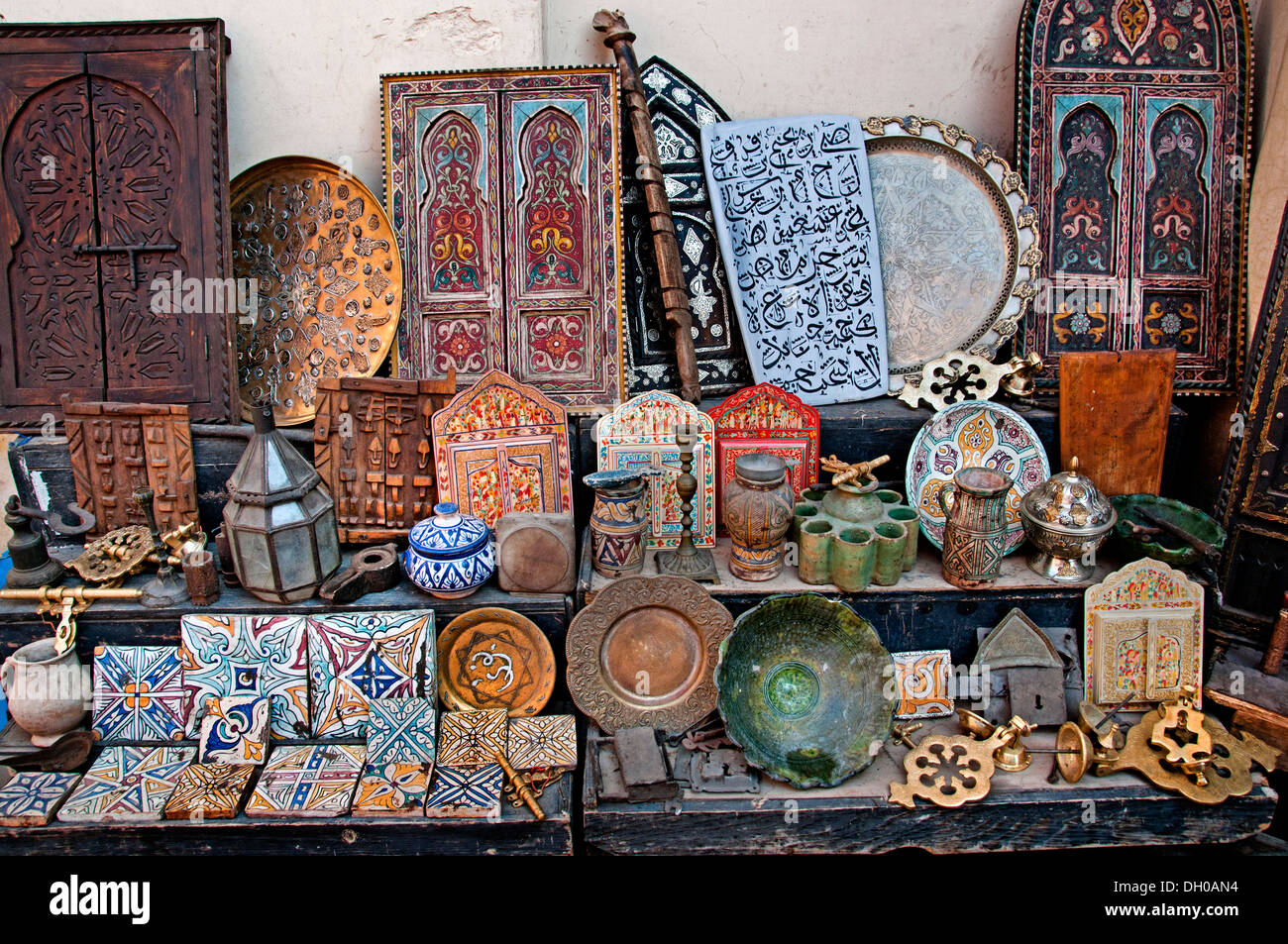 Antique Shop Maroc Marrakech Medina Souk Banque D'Images