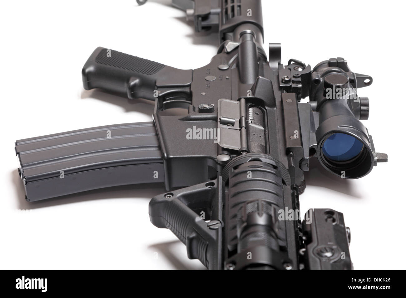 M4A1 (AR-15) pour carabine avec lunette de visée close-up Photo Stock -  Alamy