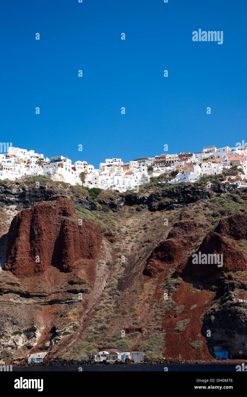 Sur la caldeira de l'eau sud à Santorin, Grèce le 5 juillet 2013. Banque D'Images