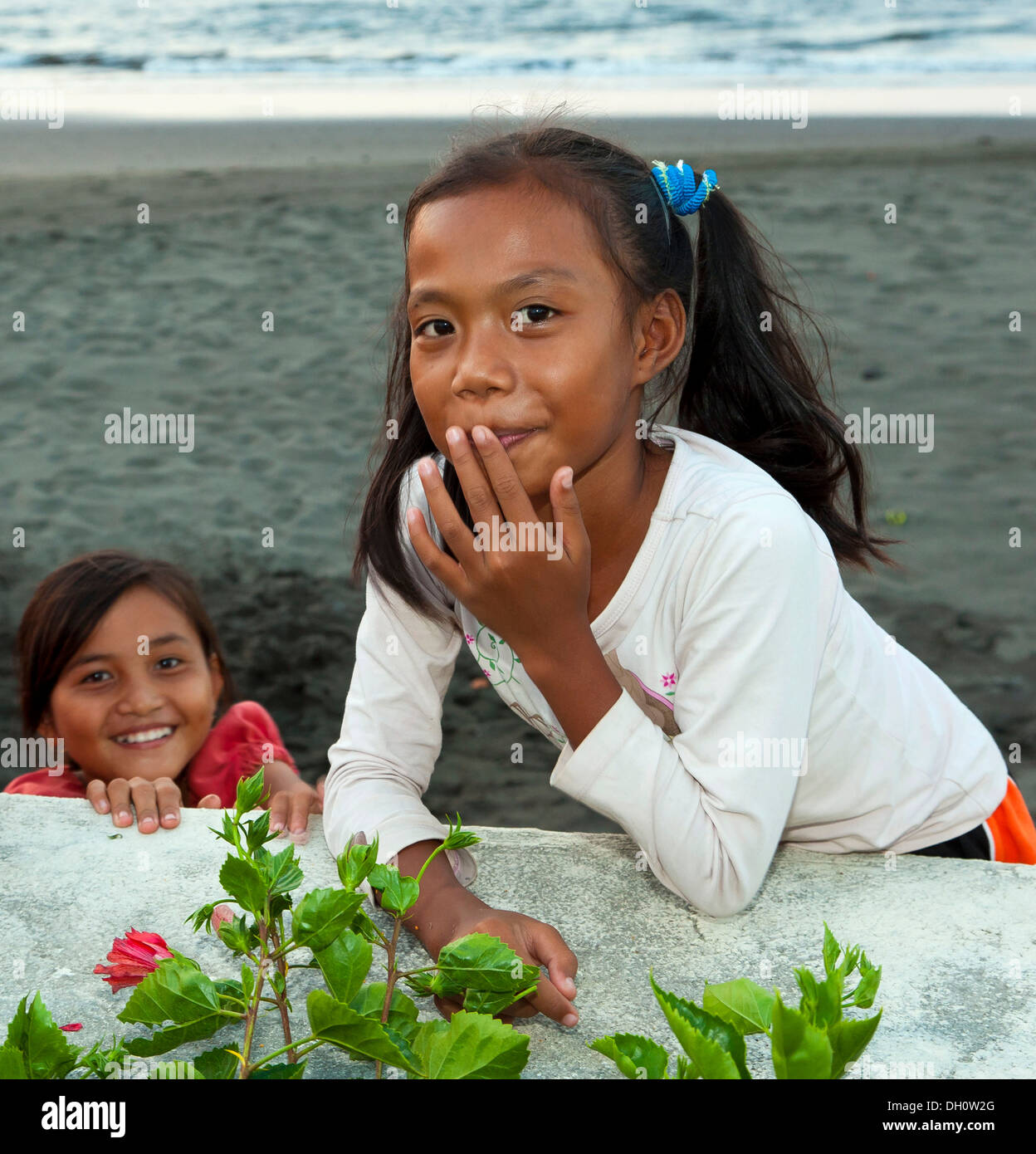 Balinese girls at bali Banque de photographies et d'images à haute  résolution - Alamy