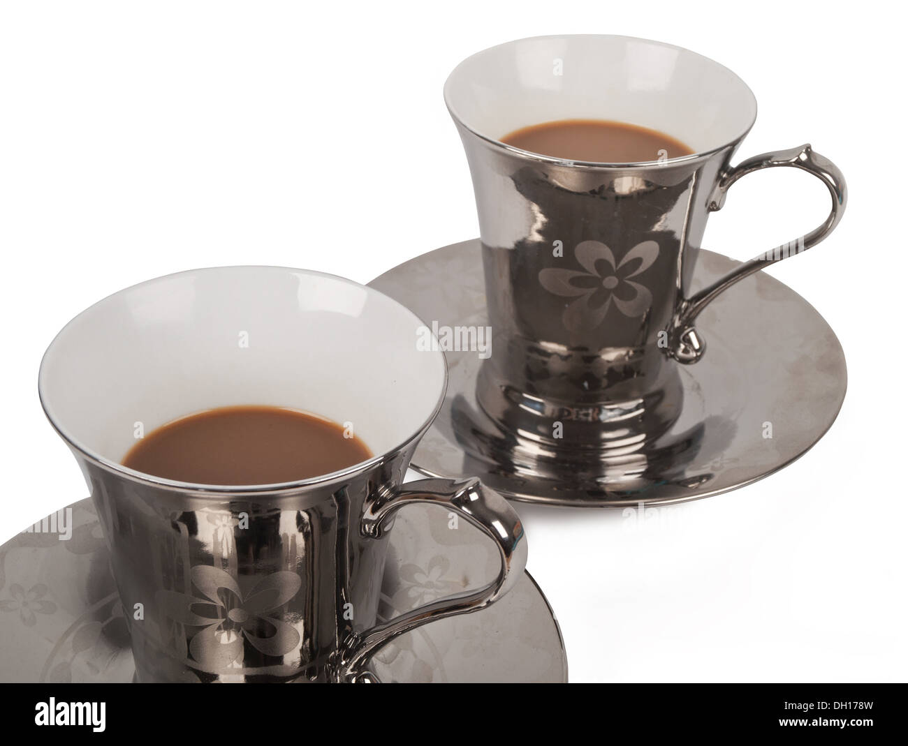 Deux tasses à café isolé sur fond blanc Banque D'Images