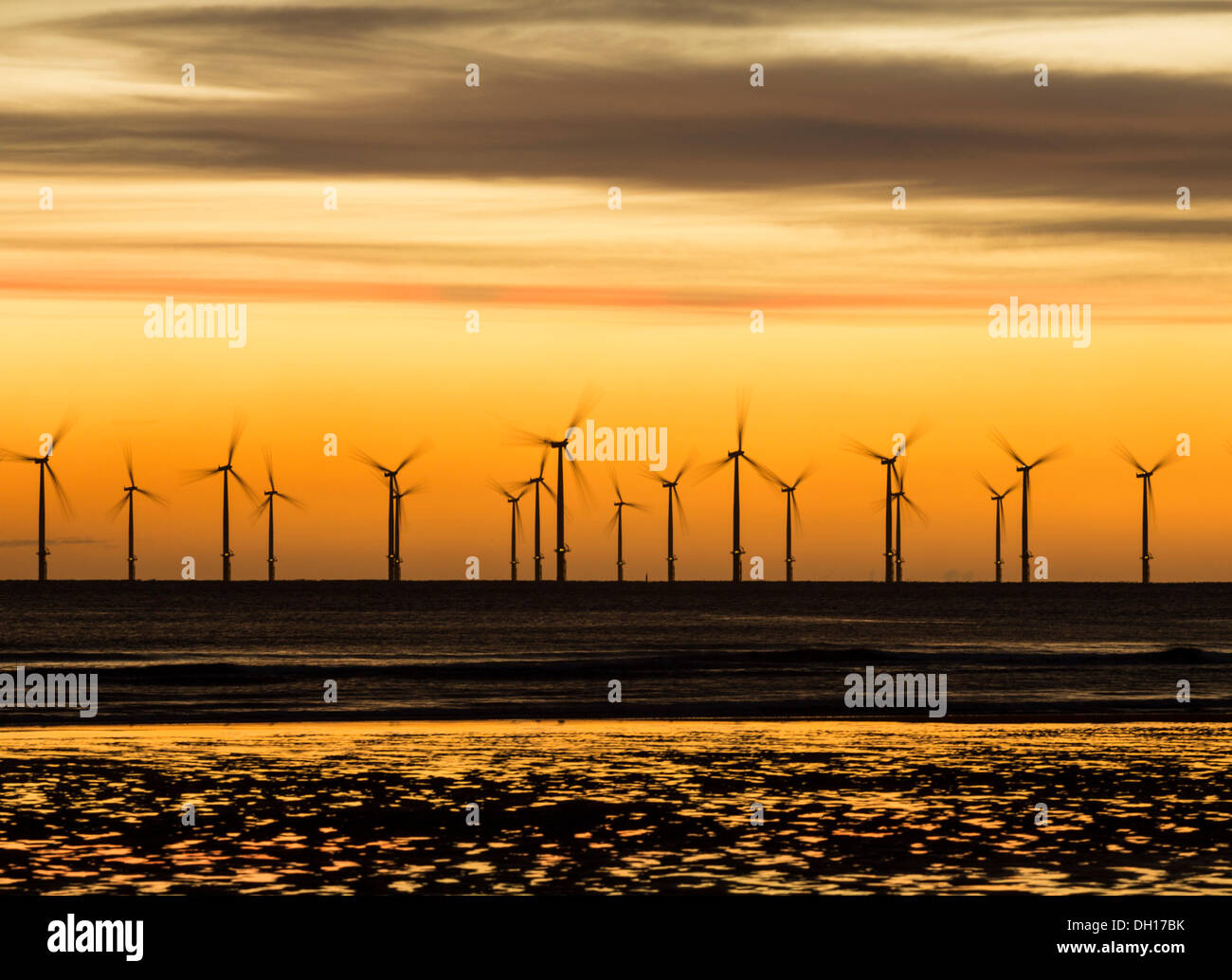 Parc éolien offshore de Teesside à Redcar sur la côte nord-est de l'Angleterre, Royaume-Uni Banque D'Images