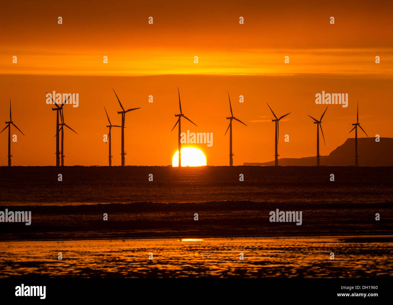 Parc éolien offshore de Teesside à Redcar sur la côte nord-est de l'Angleterre, Royaume-Uni Banque D'Images