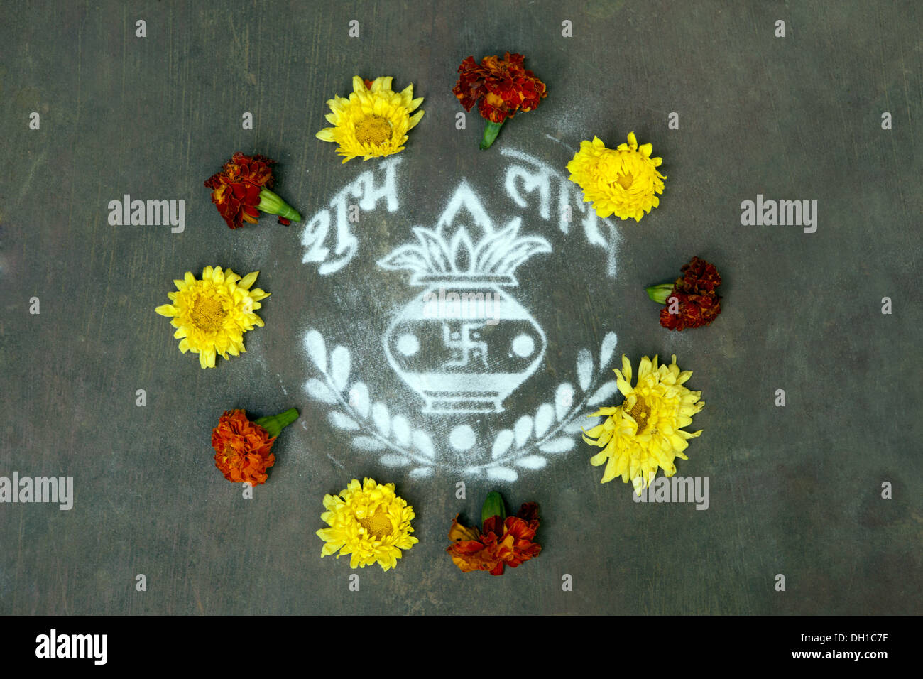 Graphique propice rangoli dimensions raigad Maharashtra Inde Asie Banque D'Images