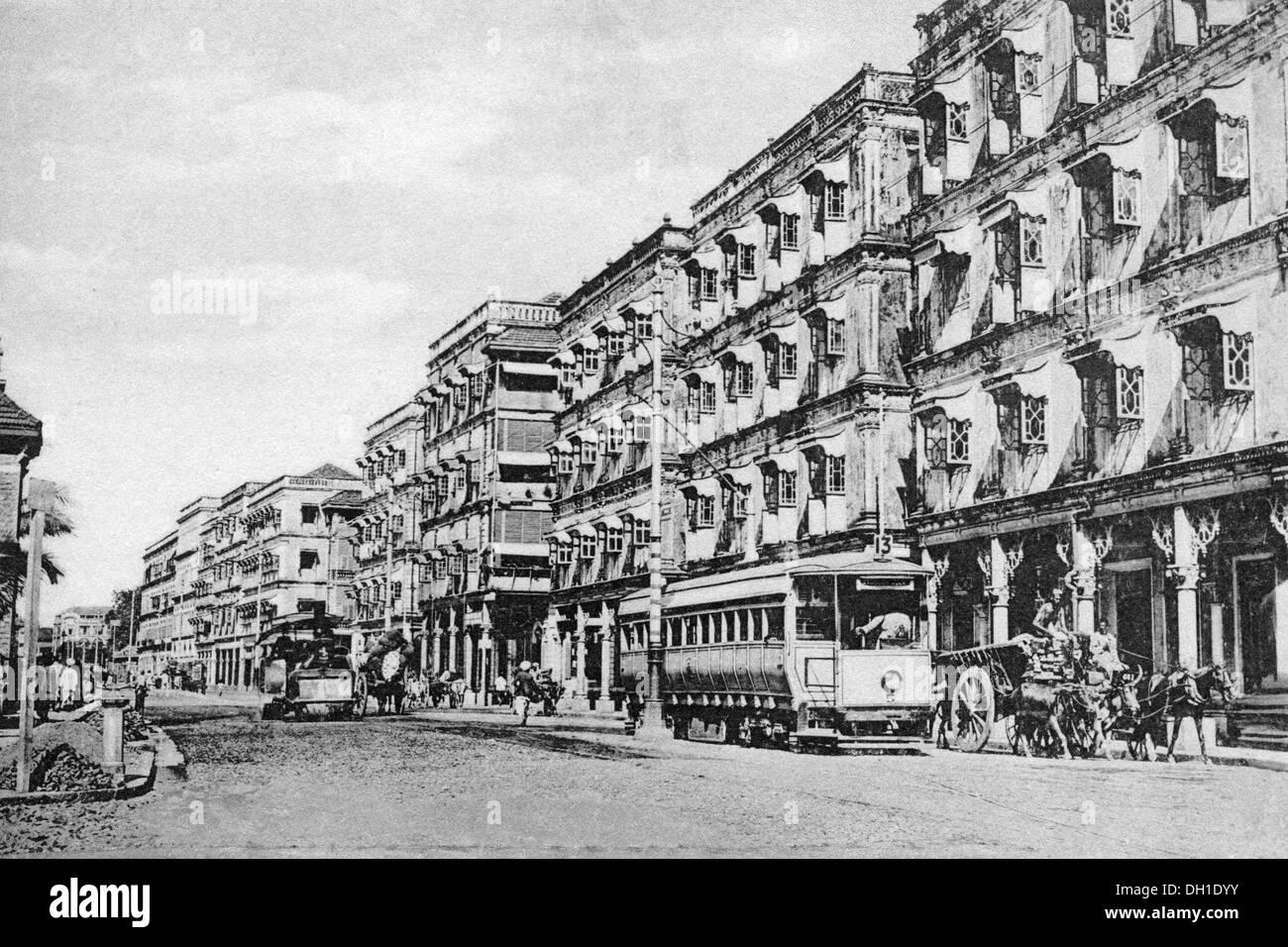 Ancien tramway datant des années 1900 sur Colaba Causeway, Bombay, Mumbai, Maharashtra, Inde Banque D'Images