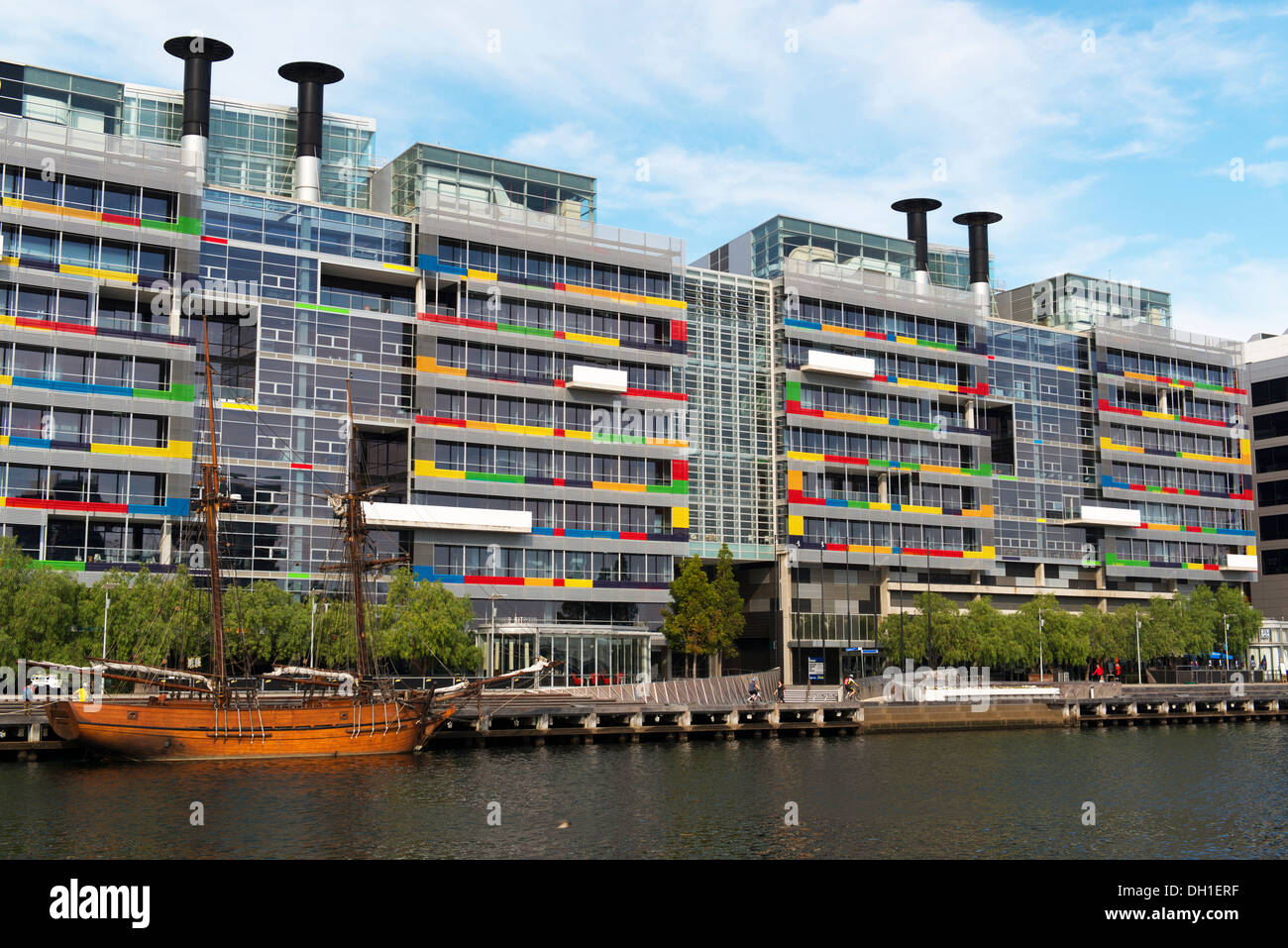 Nouveau quartier résidentiel/commercial/business bâtiments à Melbourne's Docklands. Banque D'Images