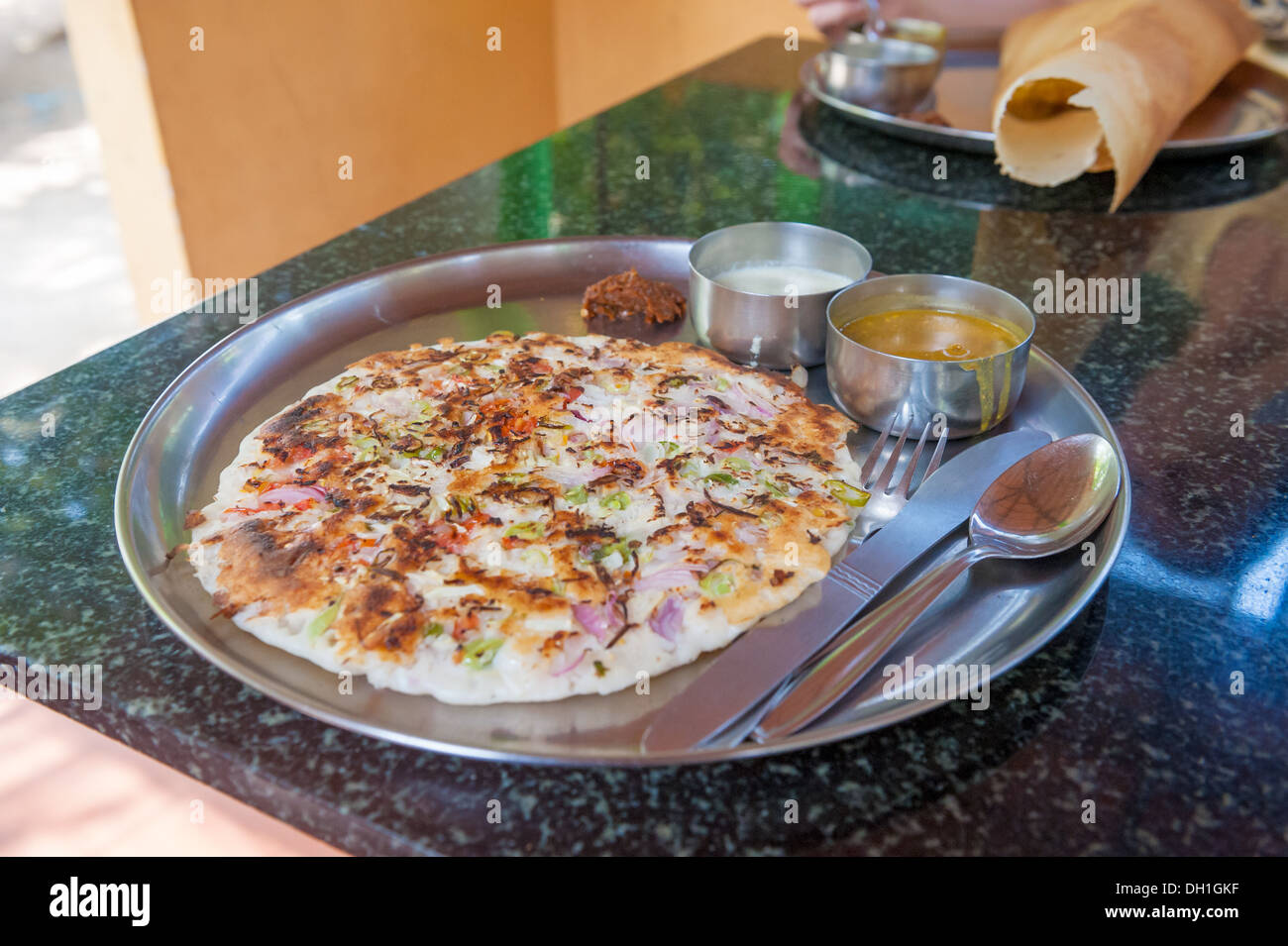 Uttapam, traditionnel petit-déjeuner de l'Inde du Sud Banque D'Images