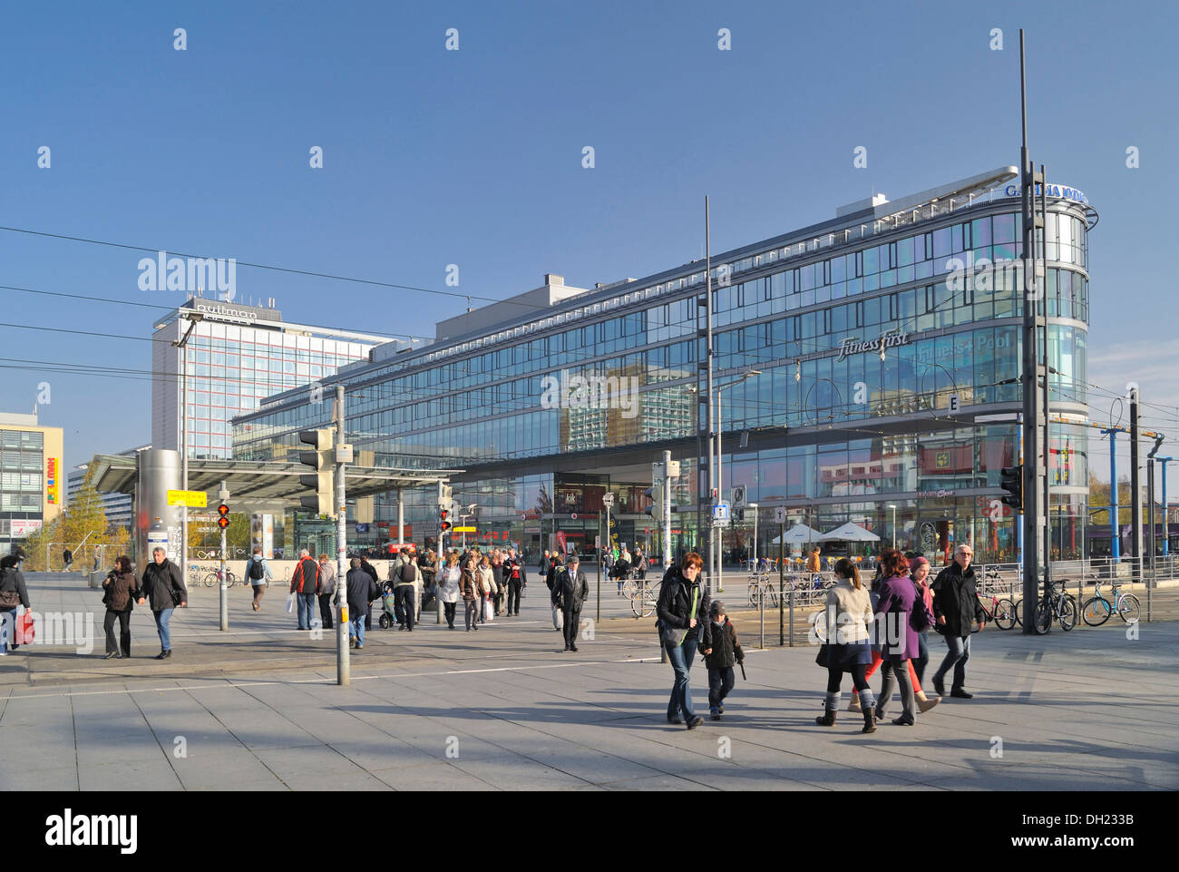 Wiener Platz, Dresde, Saxe Banque D'Images