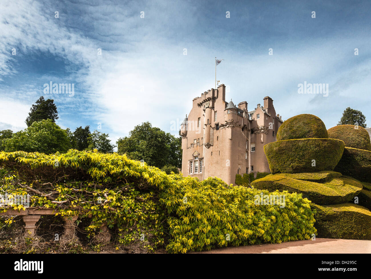 Crathes Castle & Gardens dans l'Aberdeenshire, Ecosse Banque D'Images