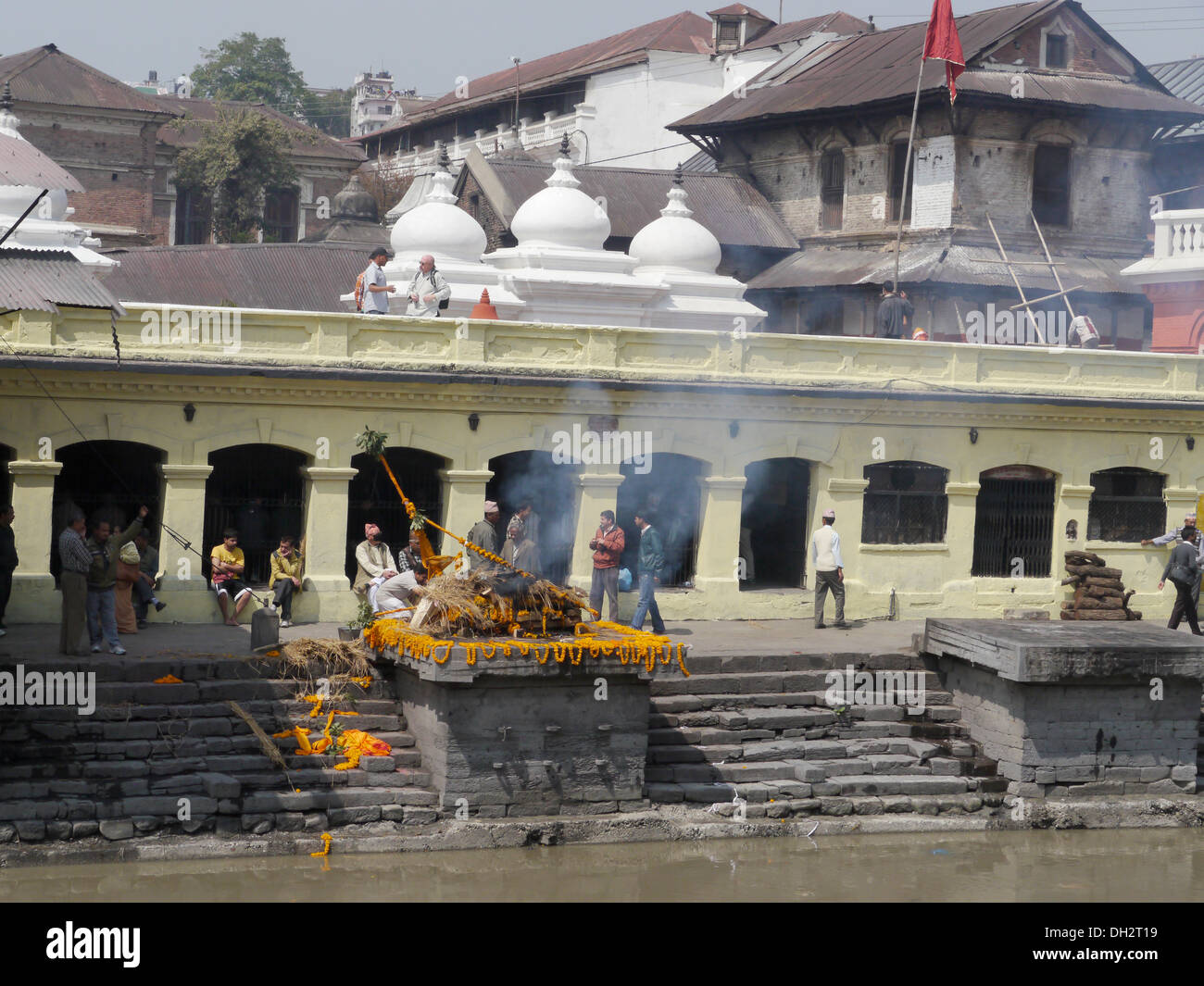 Pashupatinath temple hindou du Népal, célèbre complexe pour graver des ghats, Katmandou. Banque D'Images Pashupatinath temple hindou du Népal, célèbre complexe pour graver des ghats, Katmandou. Banque D'Images