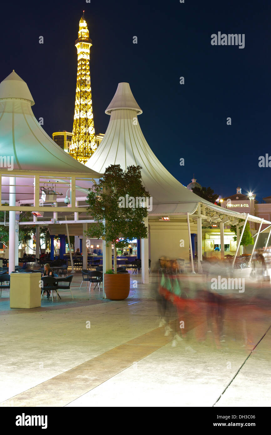 Fantômes de marcher à l'extérieur le Caesars Palace, Las Vegas. Banque D'Images