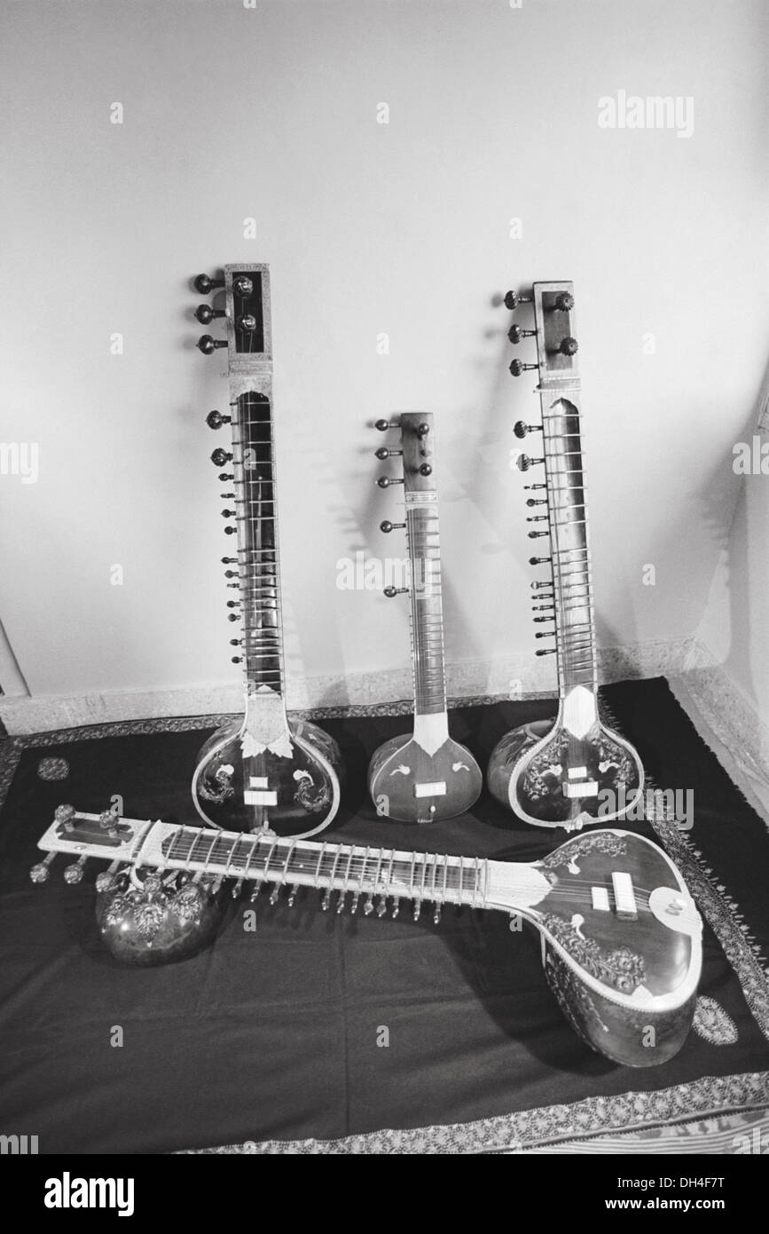 Sitar instruments Banque de photographies et d’images à haute