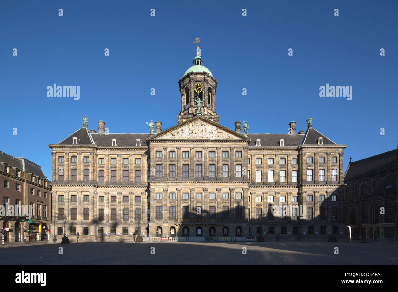 Pays-bas, Amsterdam, le Palais Royal sur la place Dam Banque D'Images