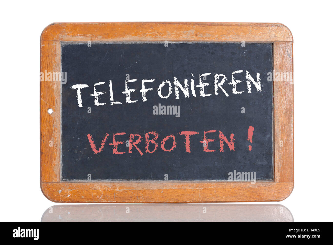 Ancienne école tableau avec les mots VERBOTEN !, ici l'allemand pour téléphoner interdit ! Banque D'Images