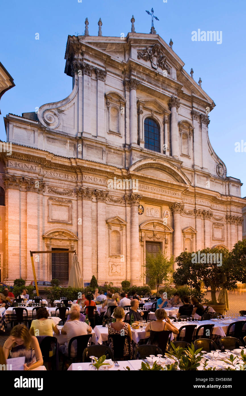 Façade de l'église San Ignazio, Rome, Italie, Europe Banque D'Images