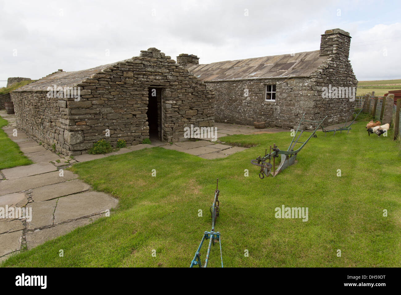 Des îles Orcades, en Écosse. Vue extérieure de la Victorian Corrigall Farm Museum à Harray. Banque D'Images