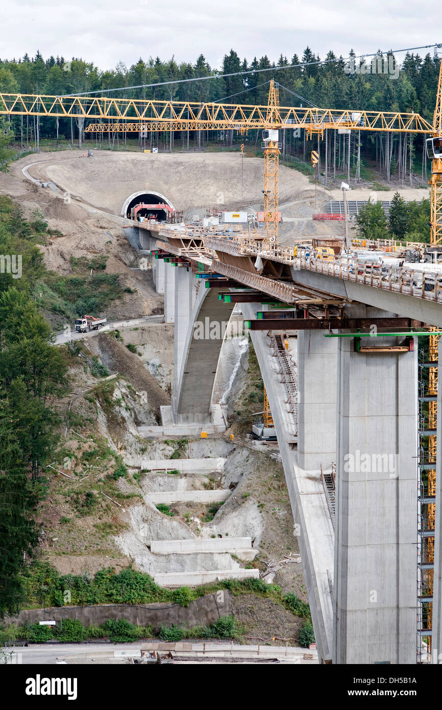 Construction de glace nouvelle ligne de chemin de fer, l'article Ebensfeld - Erfurt, Dunkeltalbruecke pont, tunnel Rehberg, Thuringe Banque D'Images
