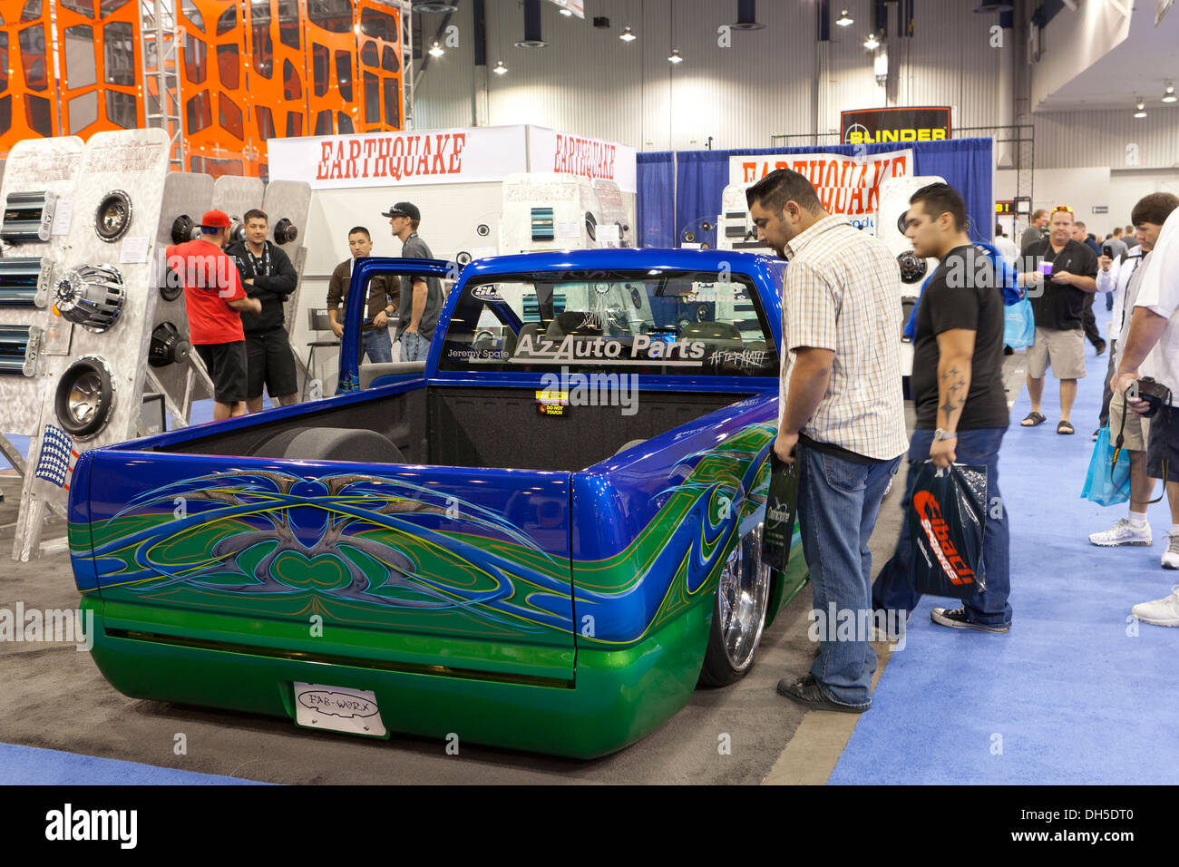 Low rider camionnette de reconstruire sur l'affichage à l'exposition de voiture Banque D'Images