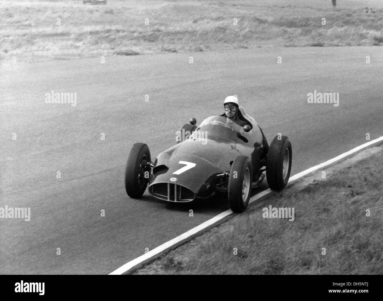 Joakim Bonnier racing dans une BRM P25 à Zandvoort, Pays-Bas 1959. Banque D'Images