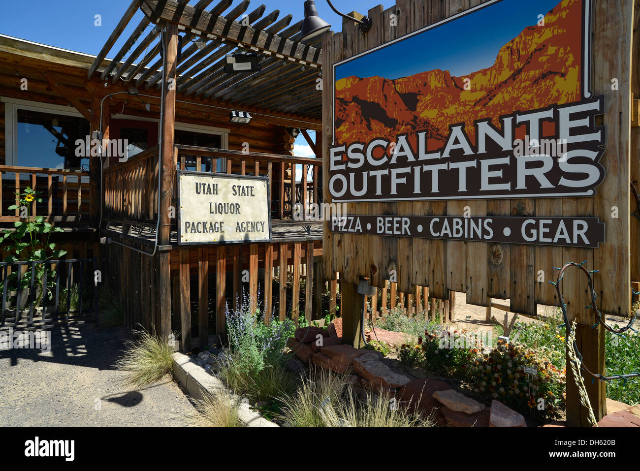 Le légendaire Escalante Outfitters, restaurant et motel populaire auprès des routards, Escalante, Grand National Staircase-Escalante Banque D'Images