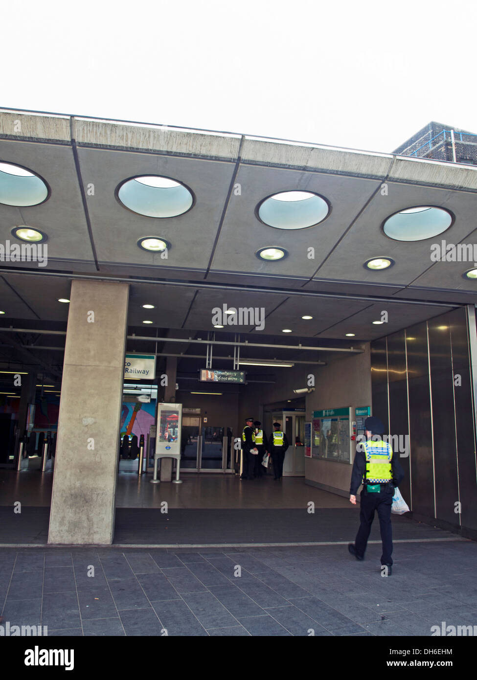 La station de DLR Woolwich Arsenal, Woolwich, Londres, Angleterre, Royaume-Uni Banque D'Images