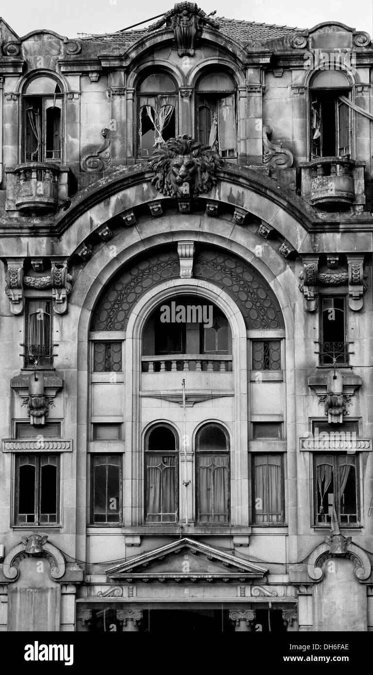 Le Portugal. Porto. Vue aérienne sur la ville en noir et blanc Banque D'Images