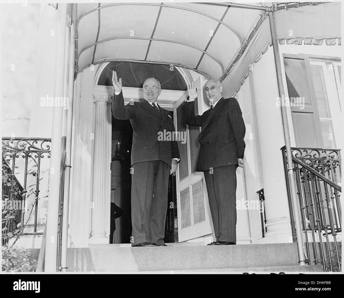 Le président Truman et le Premier Ministre Mohammad Mossadegh d'Iran Banque D'Images