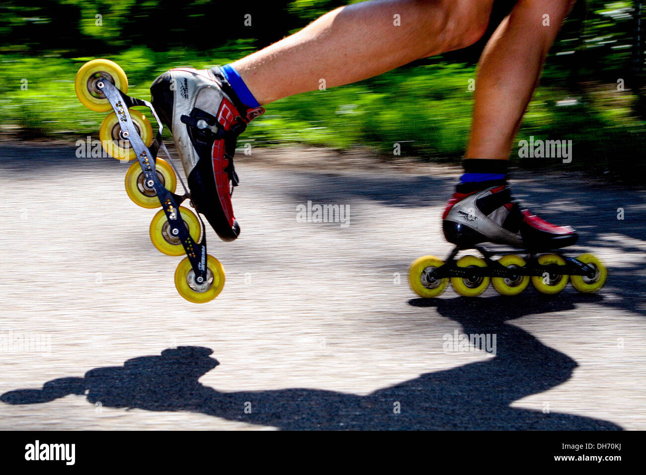 Rollerblades Roller patinage Rollerblader silhouette ombre Banque D'Images