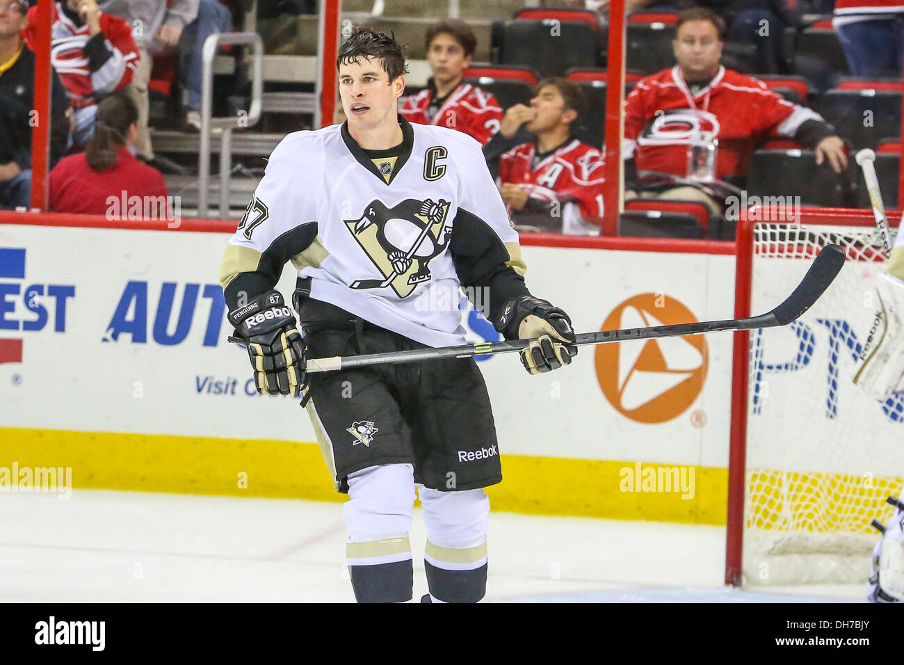 Centre des Penguins de Pittsburgh Sidney Crosby (87) au cours de la saison LNH 2013-2014 Banque D'Images