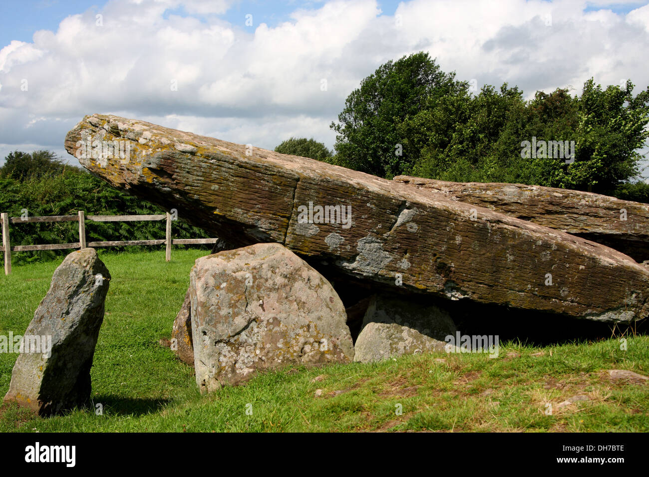 Arthur's Stone, Herefordshire, lors d'une journée ensoleillée Banque D'Images