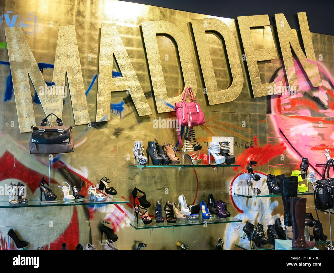 Steve Madden Store sur la Cinquième Avenue, NYC Banque D'Images